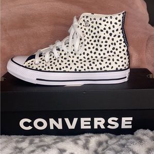 White and black converse